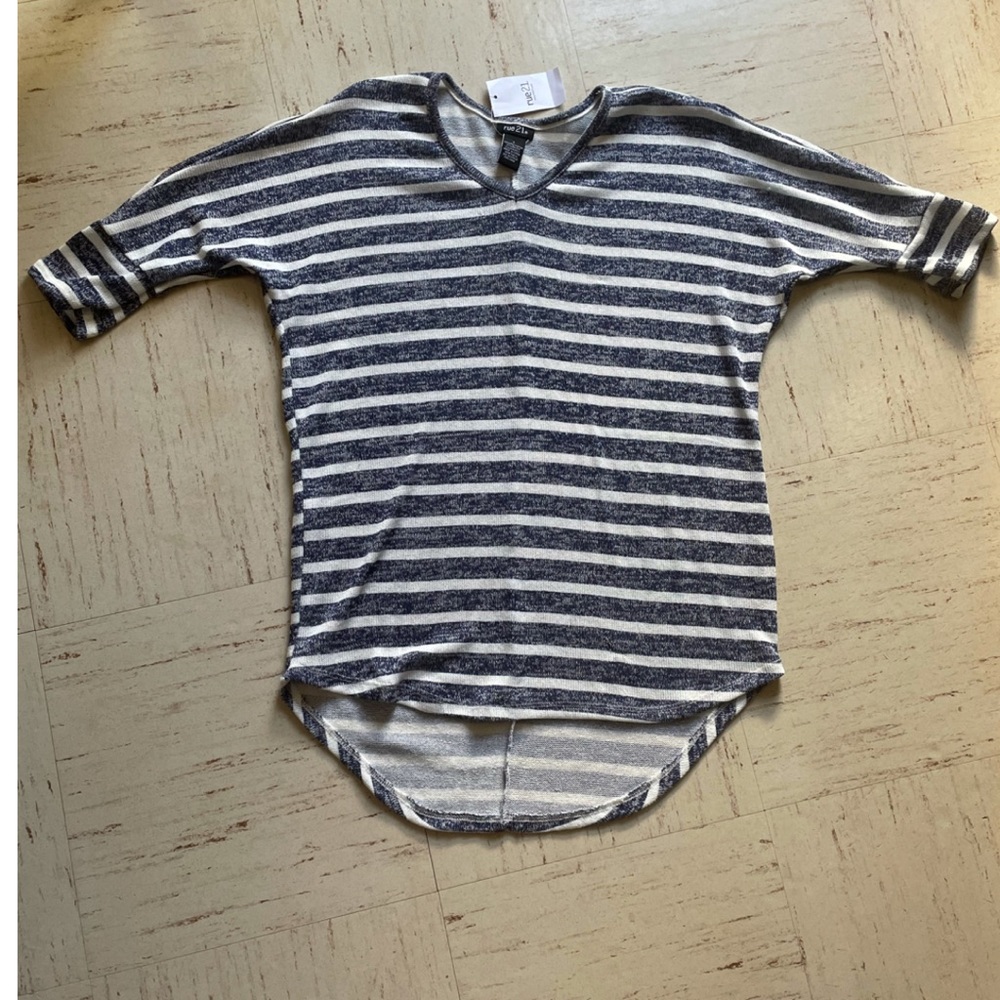 Rue21 Women’s Top